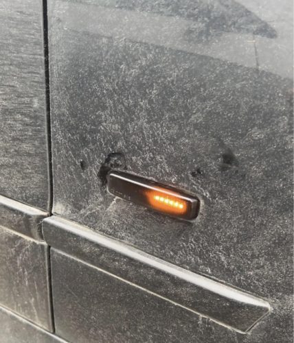 BMW E39 DYNAMIC LED FUTÓFÉNYES OLDALVILLOGÓ